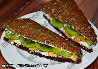 Frischkäse Brot mit Kiwi