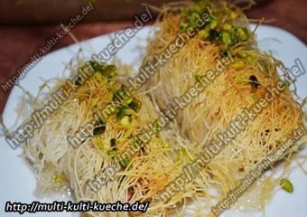 Gerollten Kadayif mit Walnüssen