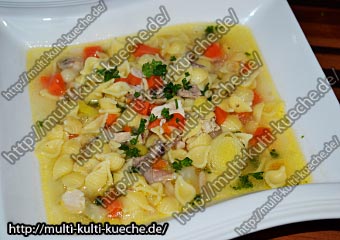 Hühner Nudel Suppe