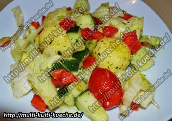 Knödel Salat