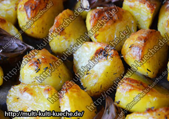 Knusprige Knoblauch Kartoffeln aus dem Ofen