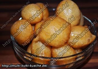 Lokma Türkische Teigbällchen in Sirup