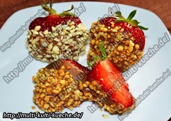 Schoko Erdbeeren mit Nuss