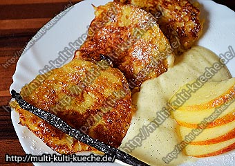 Apfelküchlein mit Vanillesauce