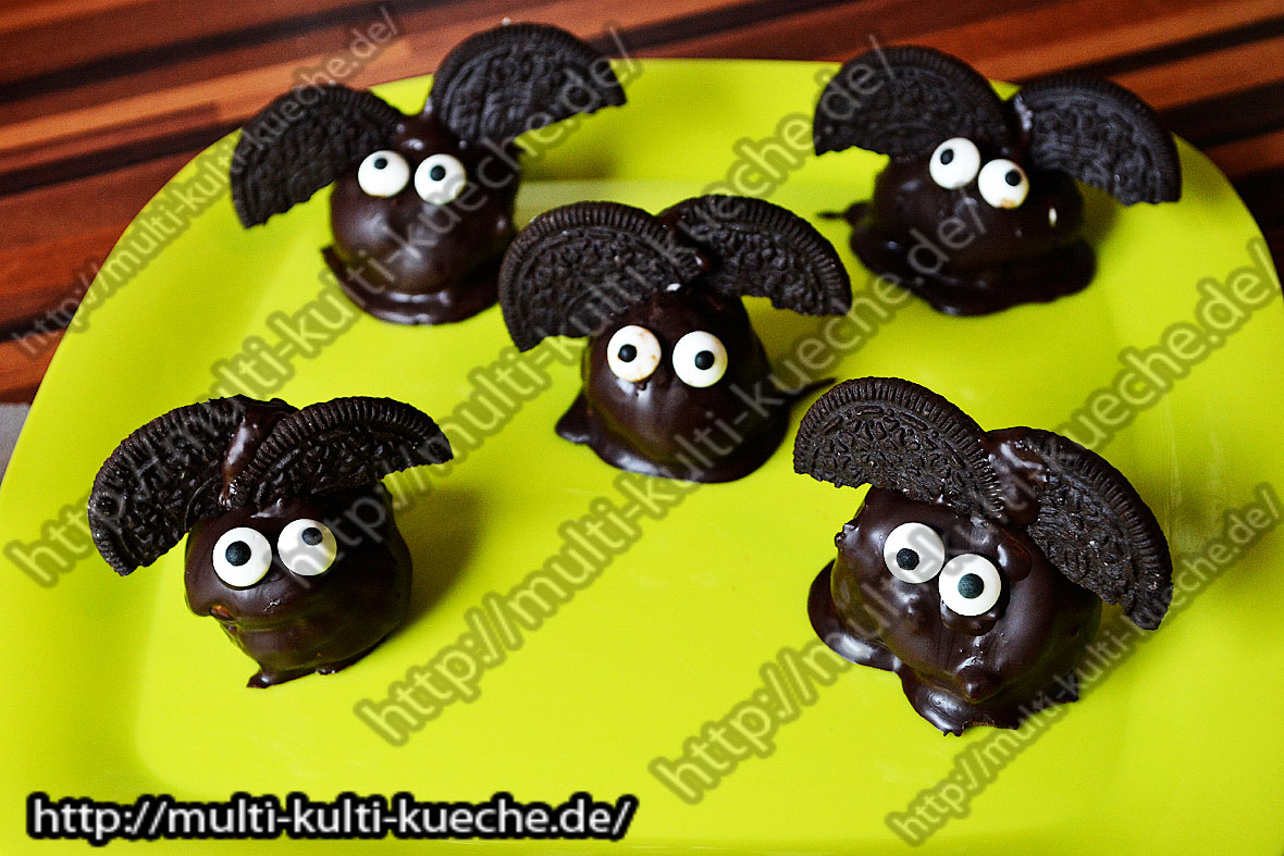 Windbeutel Fledermäuse - Halloween Rezepte