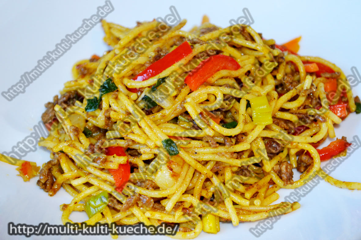 Bratnudeln mit Hackfleisch