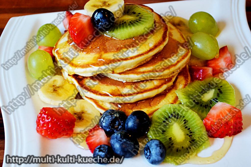 Aladiki, Aladuschki, Oladji, Oladi Russische Pancakes - multi-kulti ...